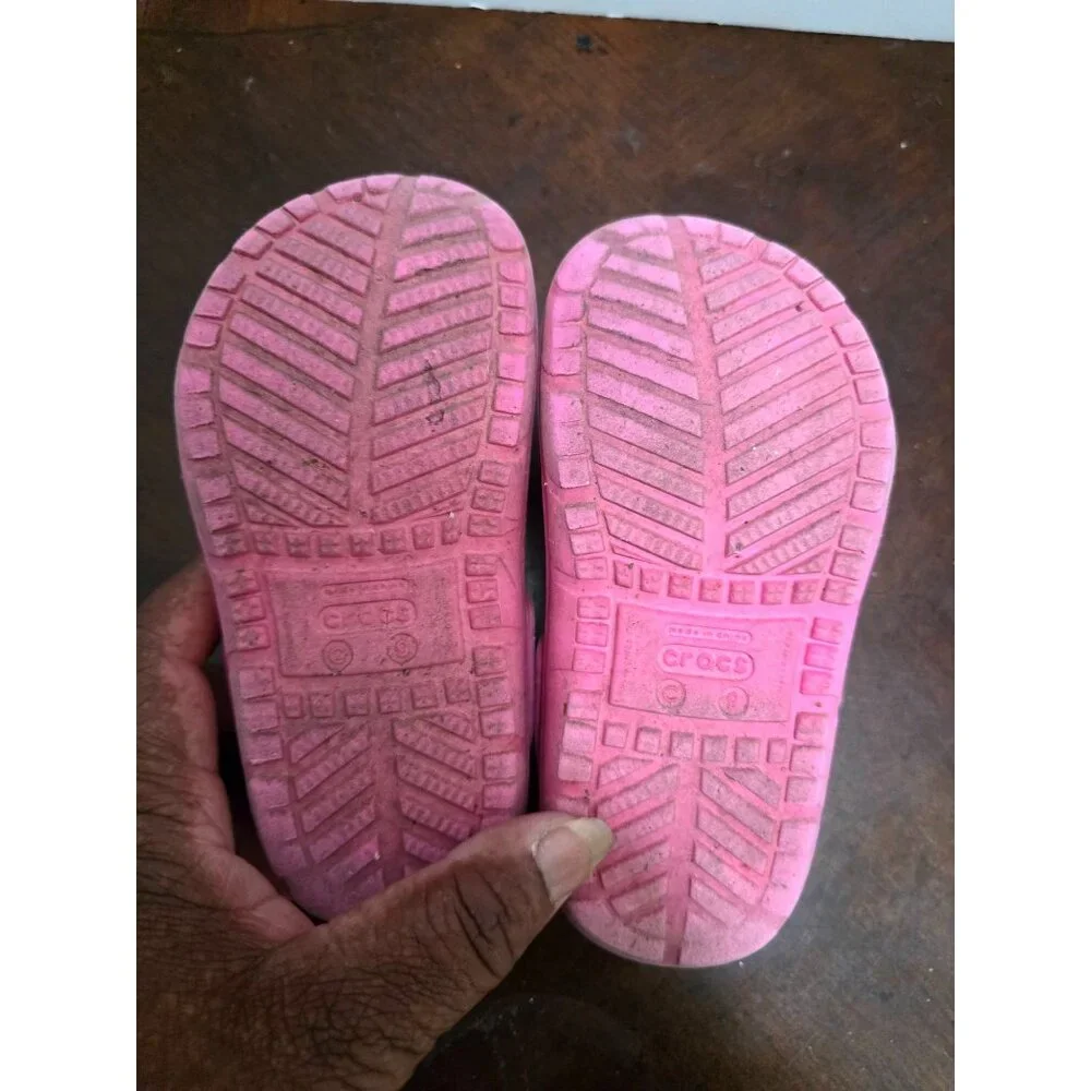 Crocs Pink Toddler c8 Clogs Adjustable Heel Strap Casual Park‎